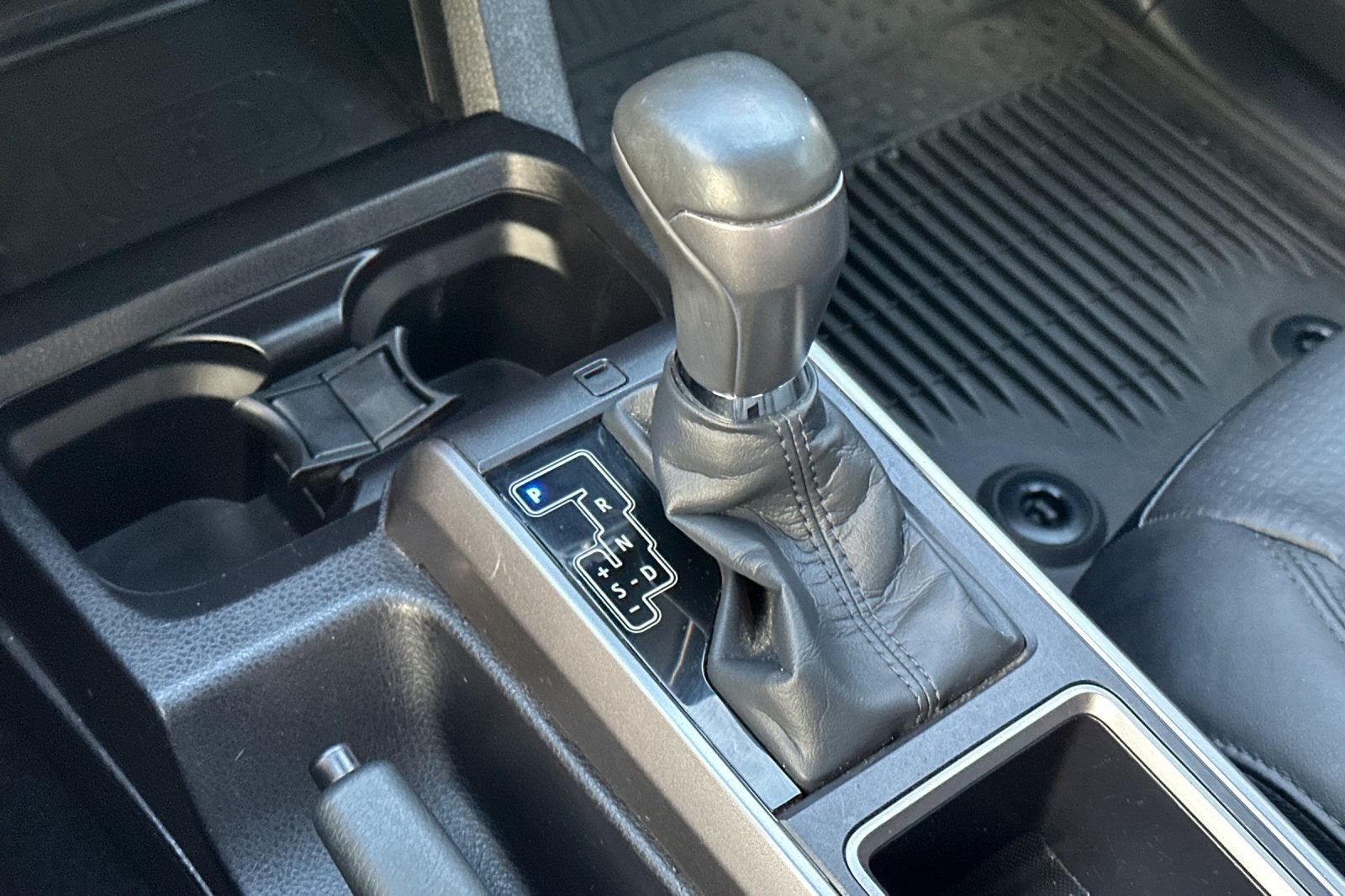 2023 Toyota Tacoma Limited V6