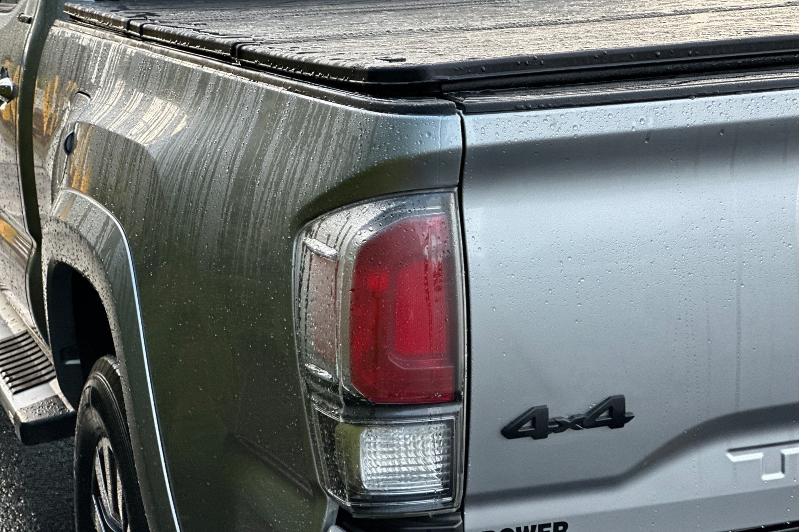 2023 Toyota Tacoma Limited V6