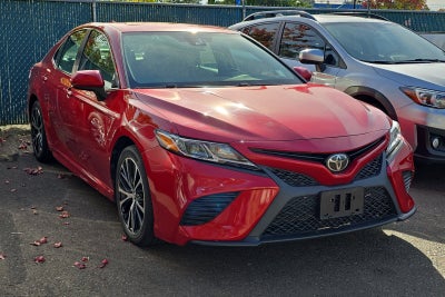 2019 Toyota Camry SE