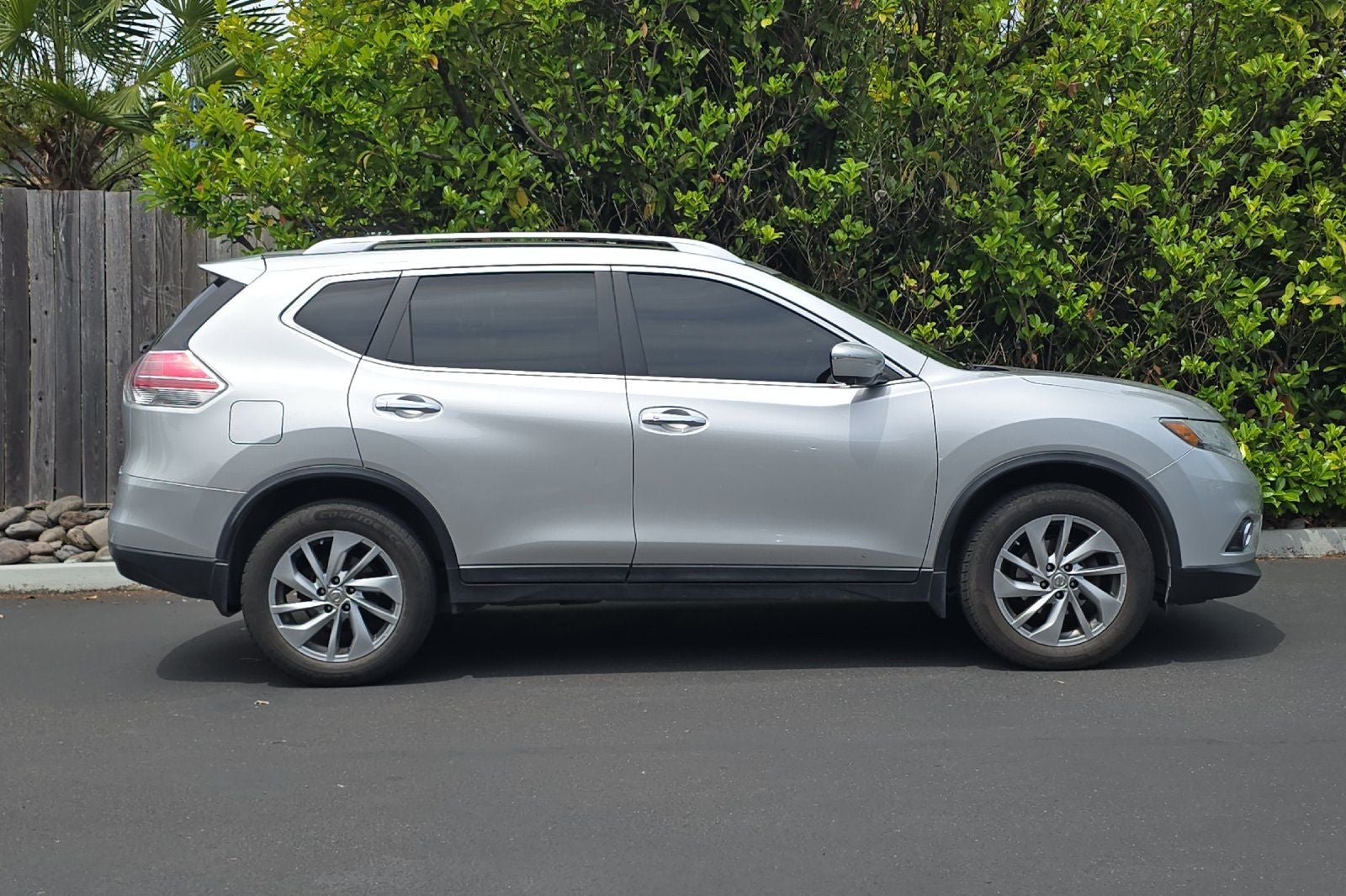 2014 Nissan Rogue SL