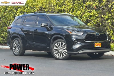 2021 Toyota Highlander Hybrid Platinum