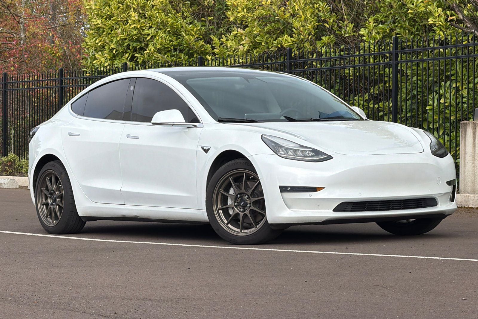 2019 Tesla Model 3 Mid Range