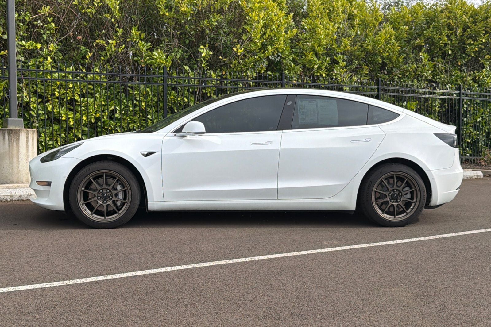 2019 Tesla Model 3 Mid Range