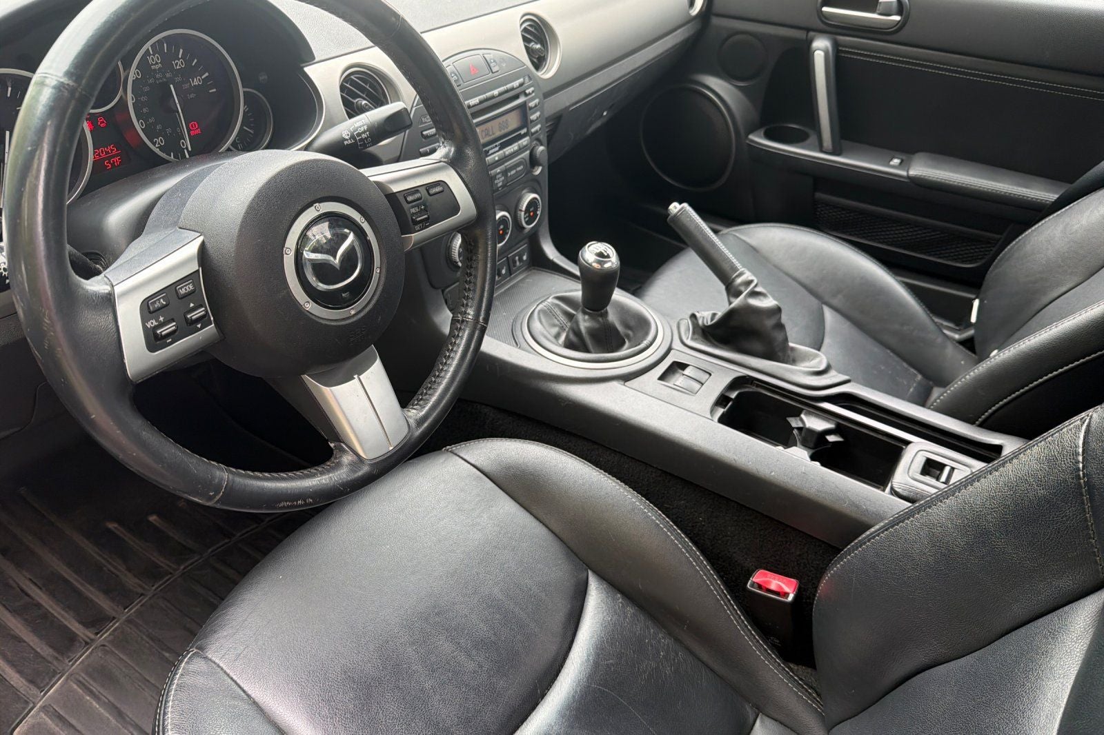 2010 Mazda Mazda Miata PRHT Grand Touring