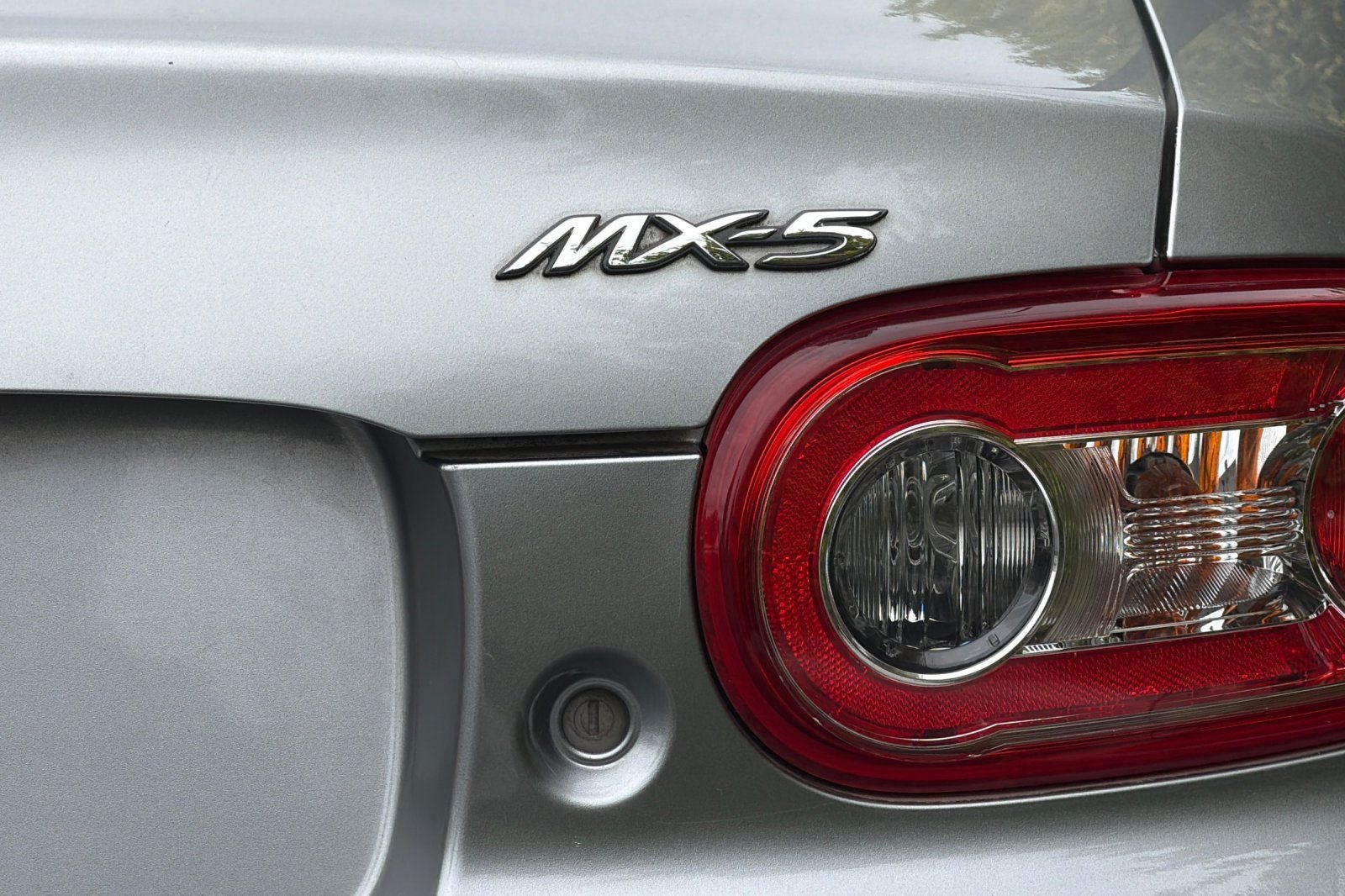 2010 Mazda Mazda Miata PRHT Grand Touring