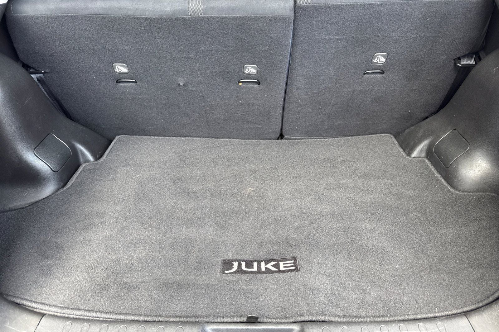 2015 Nissan Juke SV