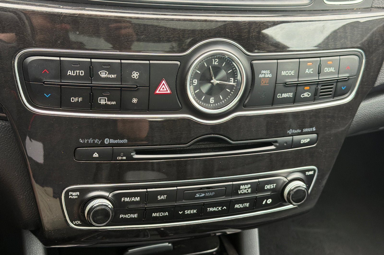 2015 Kia Cadenza Premium