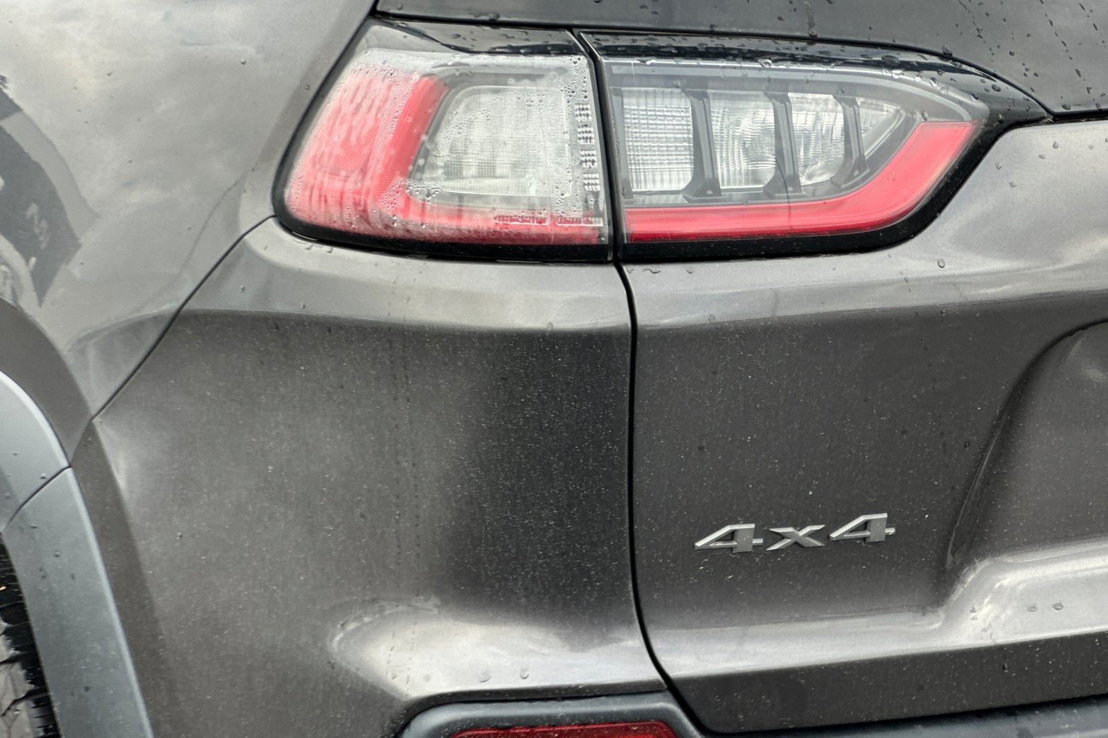 2020 Jeep Cherokee Trailhawk