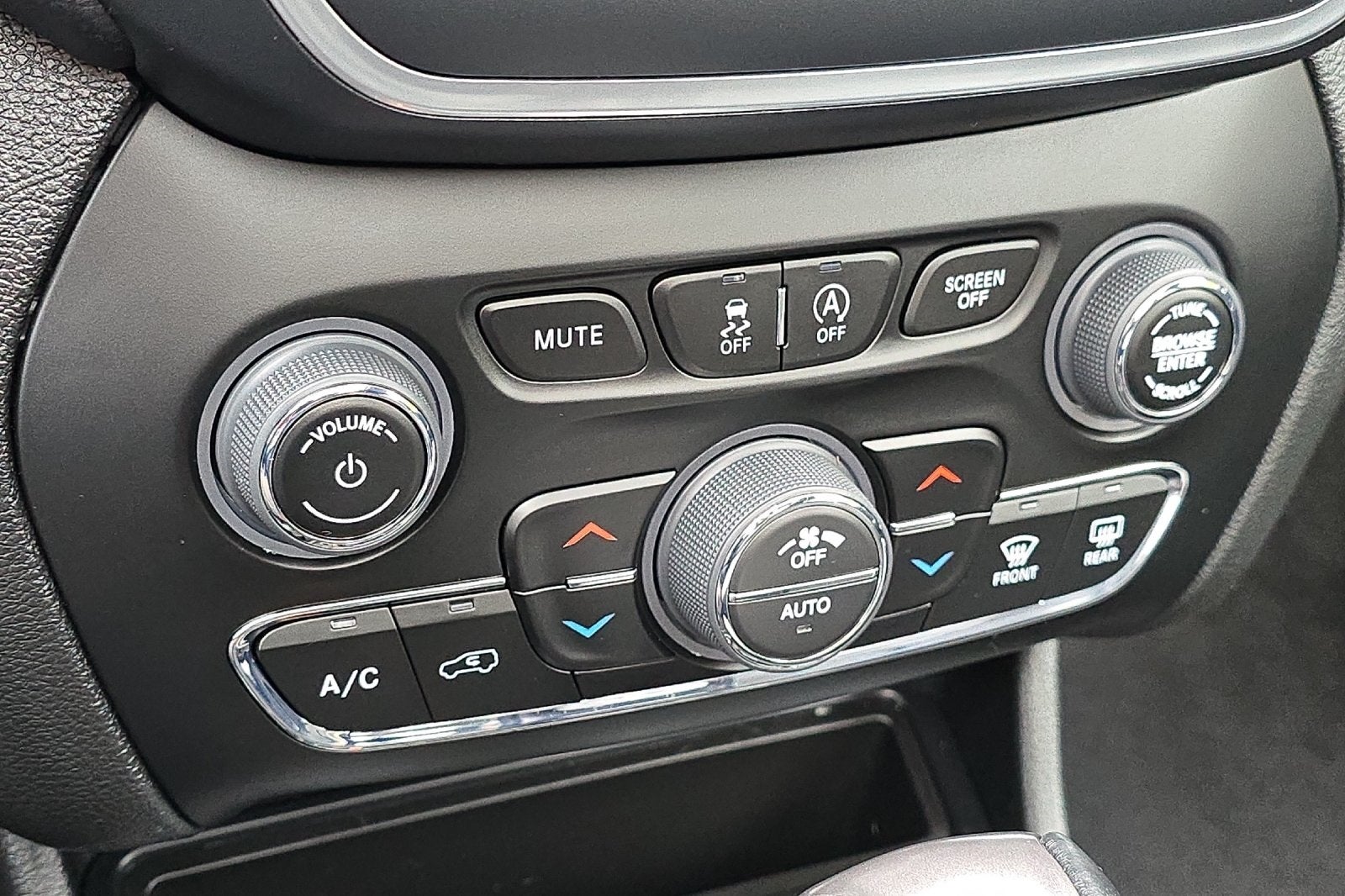 2023 Jeep Cherokee Altitude