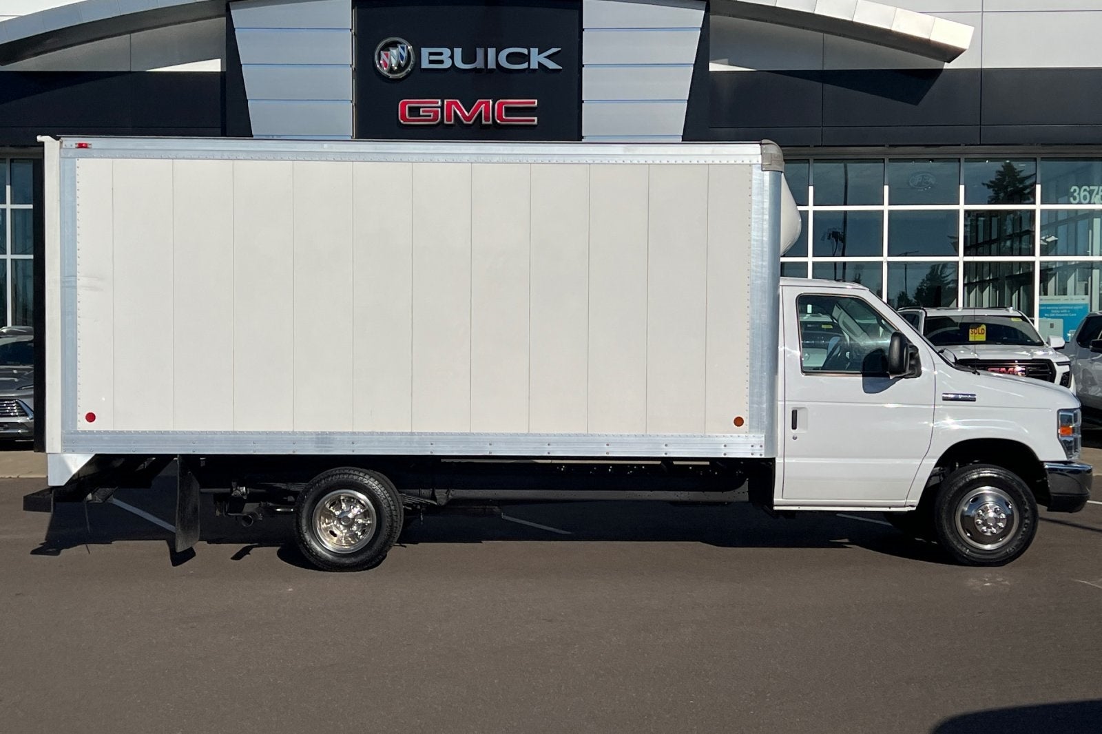 2018 Ford E-450SD Base DRW