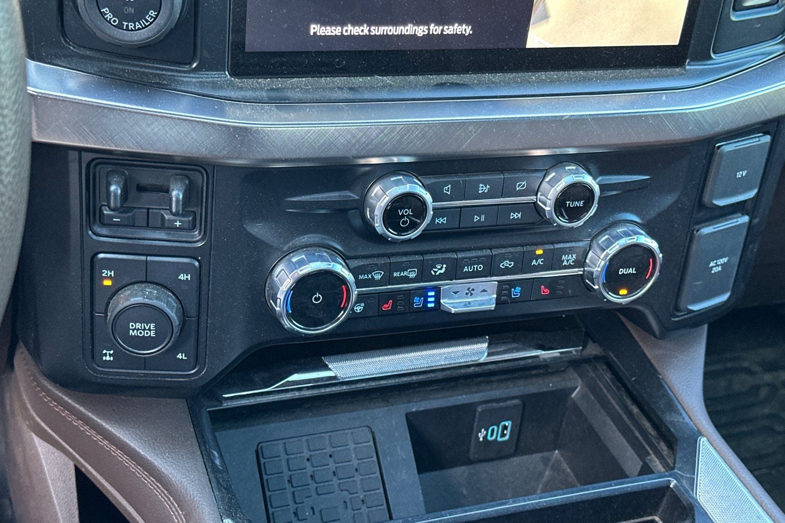 2023 Ford F-350SD King Ranch