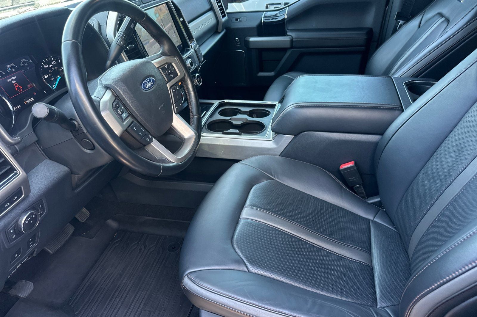 2022 Ford F-350SD Platinum