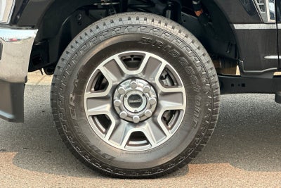 2025 Ford F-350SD Lariat
