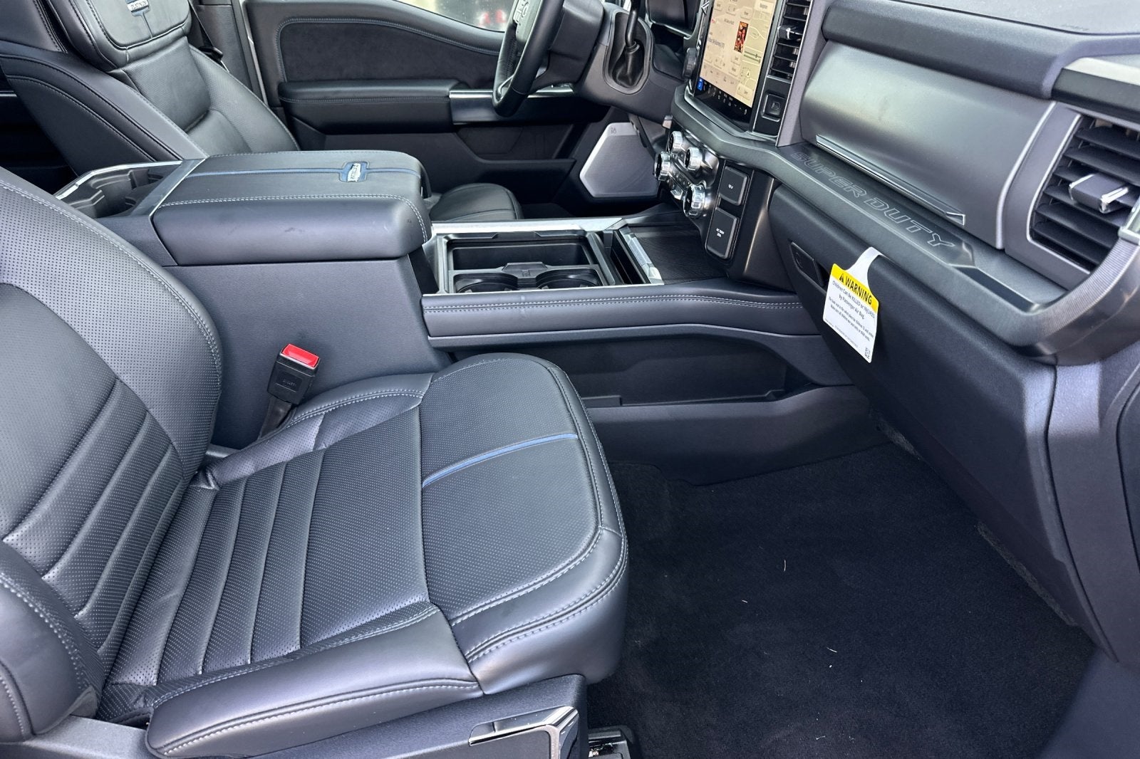 2025 Ford F-350SD Platinum