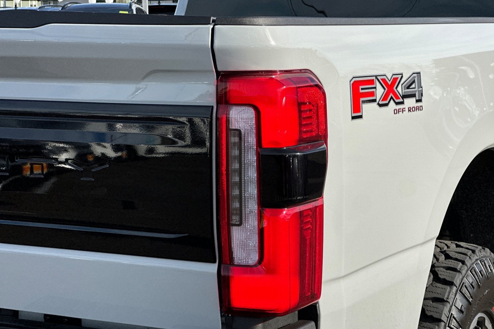 2025 Ford F-350SD Platinum