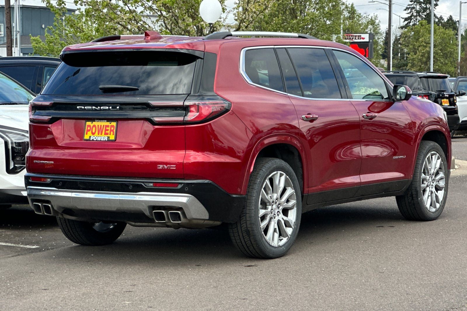 2024 GMC Acadia Denali