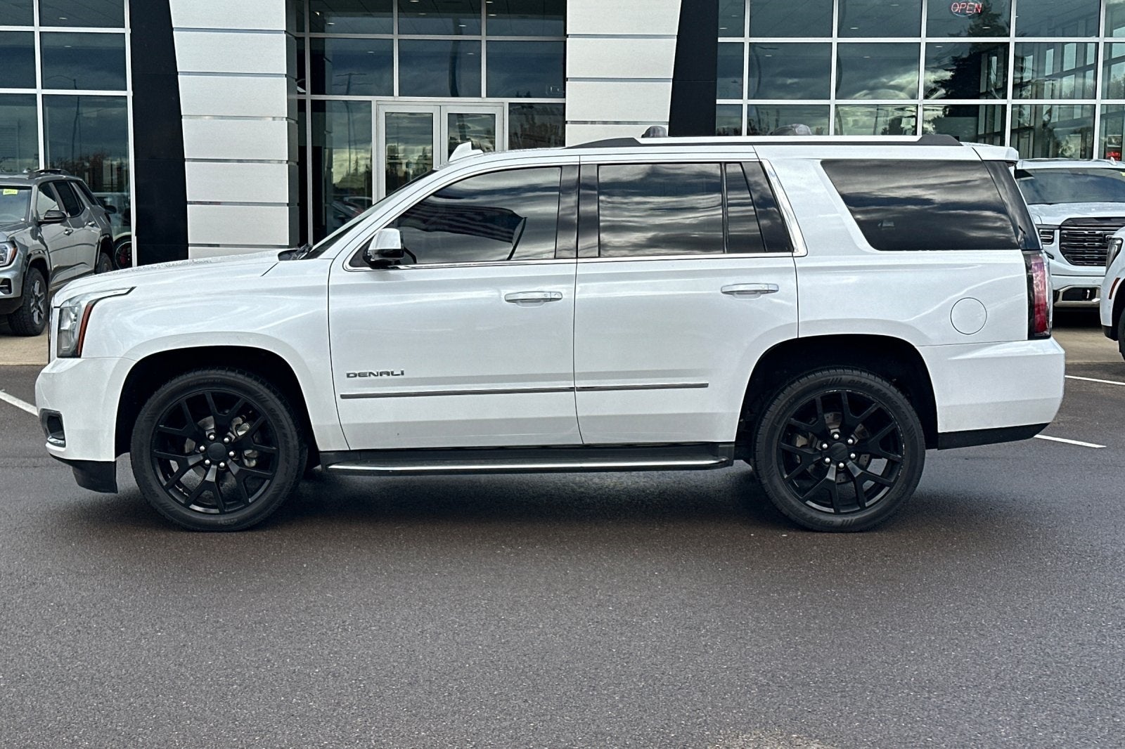 2016 GMC Yukon Denali