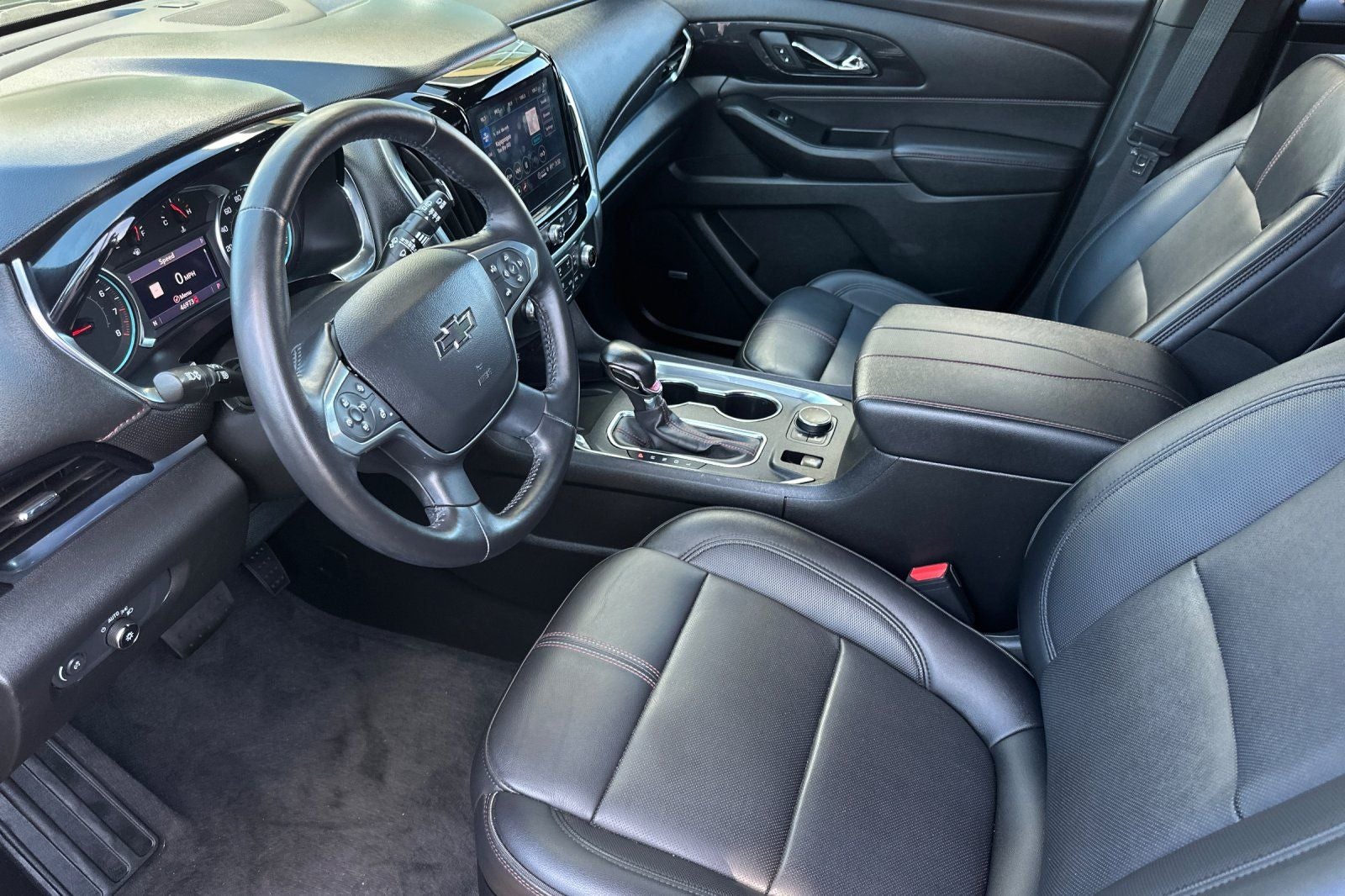 2022 Chevrolet Traverse RS