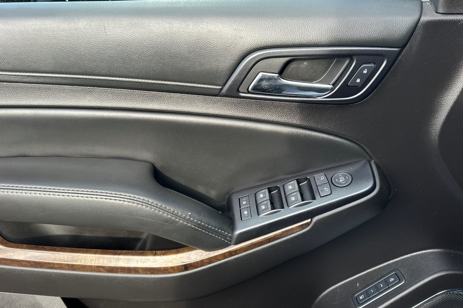 2016 Chevrolet Suburban LT