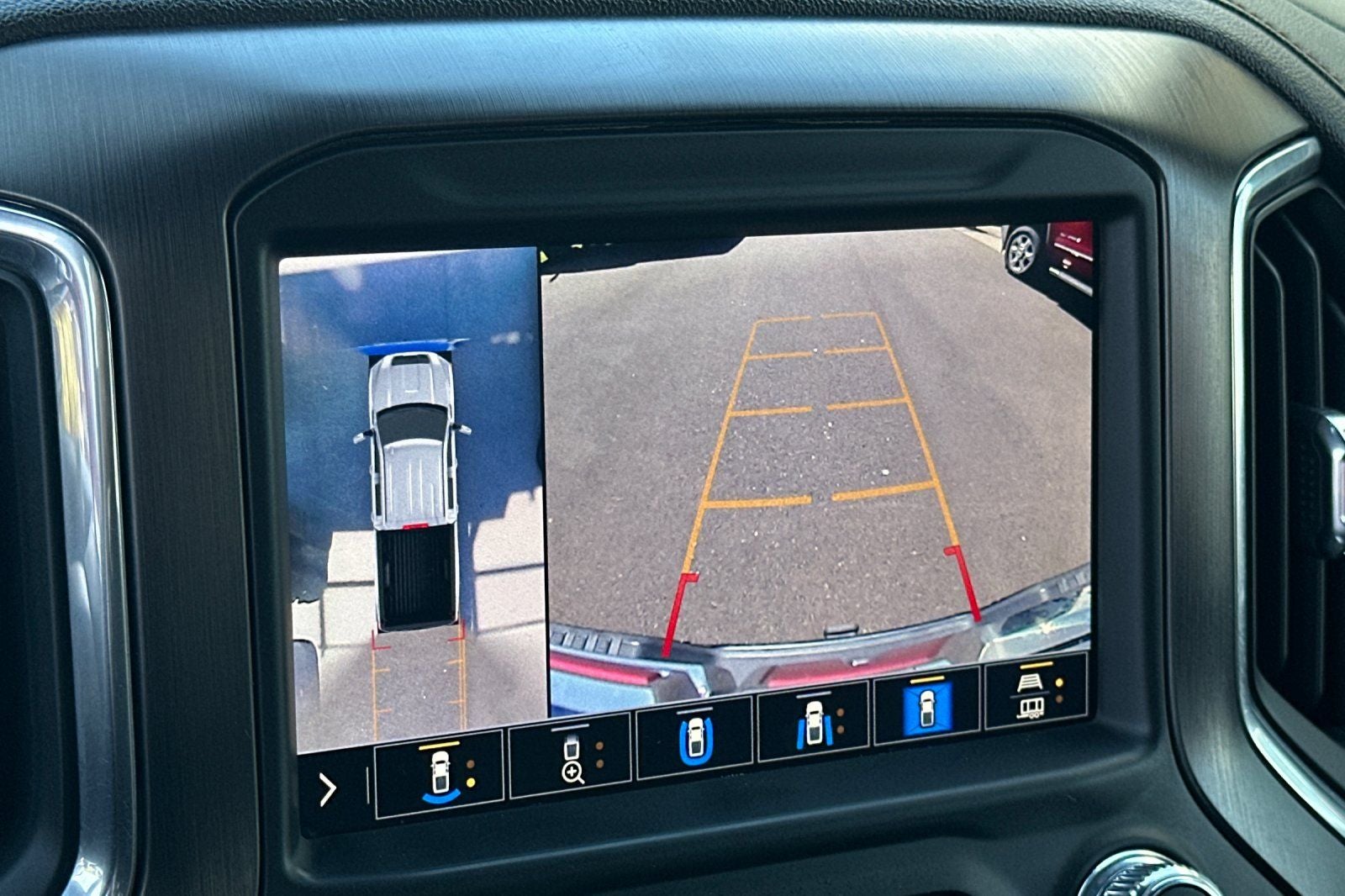 2022 GMC Sierra 2500HD AT4