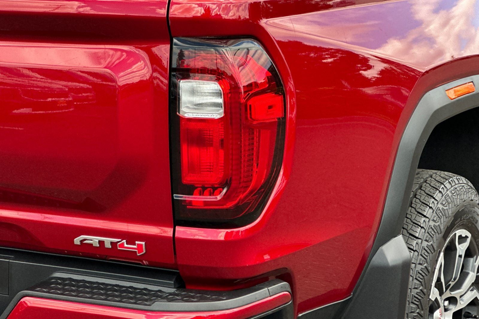 2023 GMC Canyon AT4