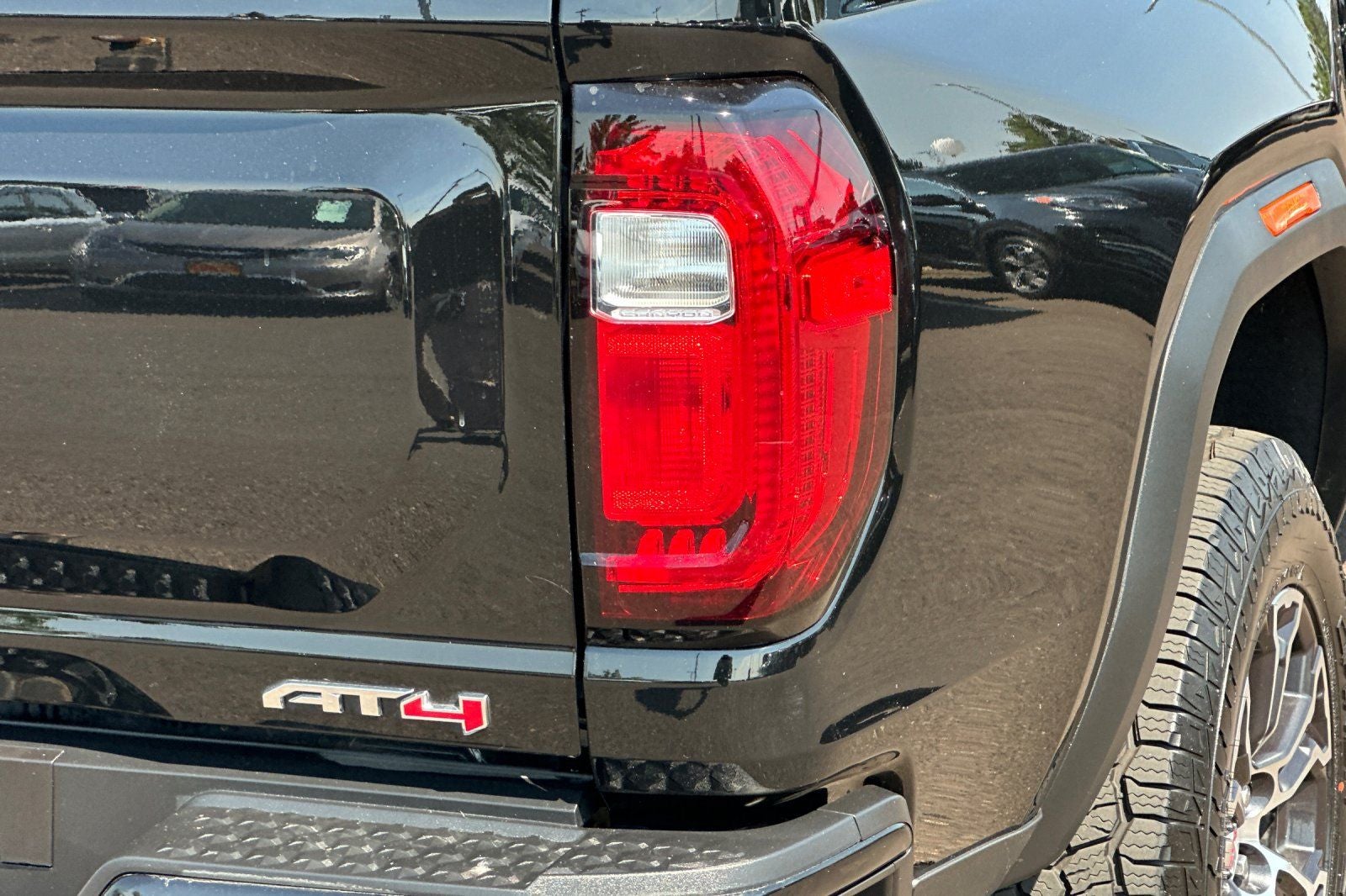 2024 GMC Canyon AT4