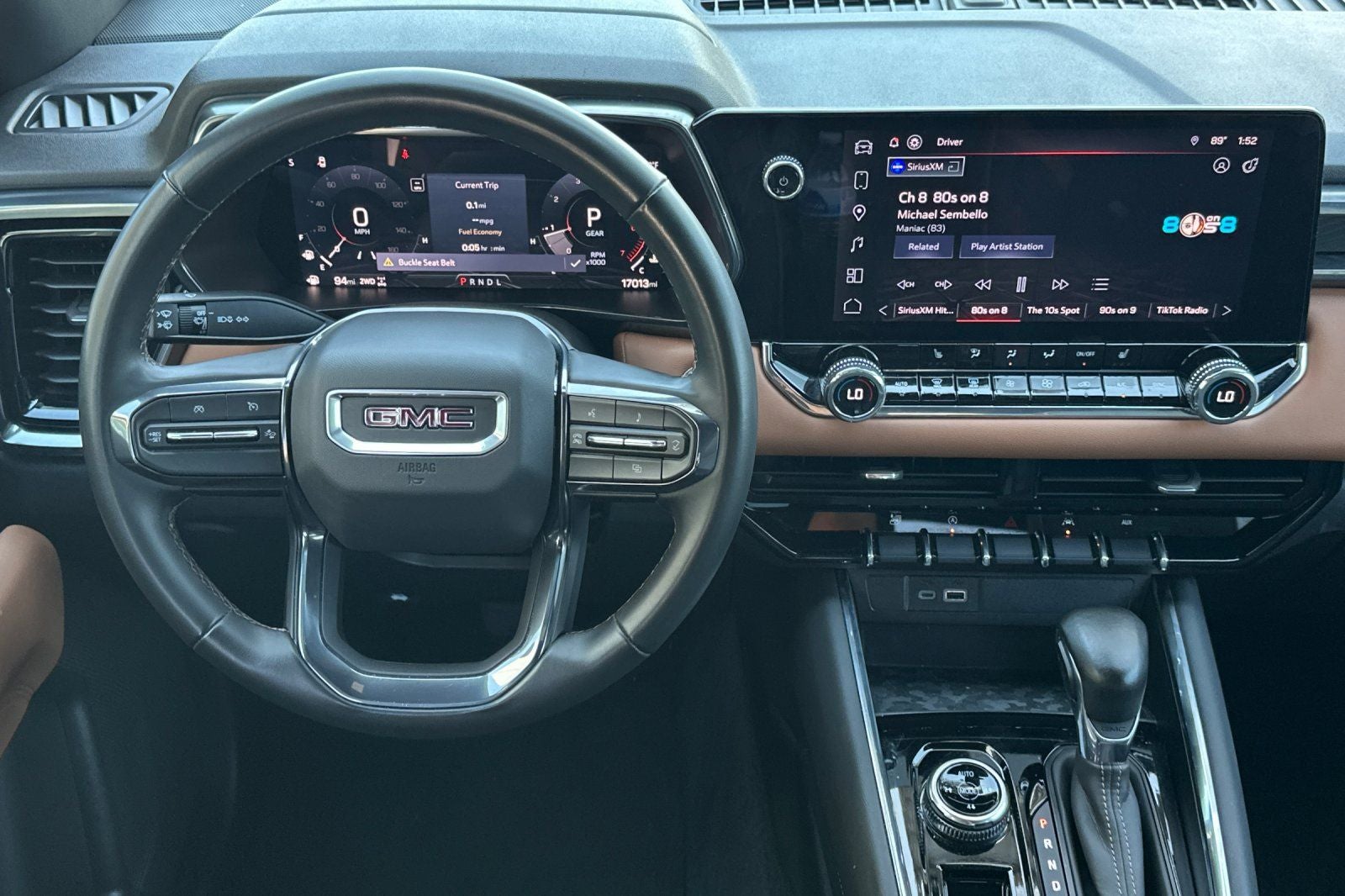 2024 GMC Canyon AT4