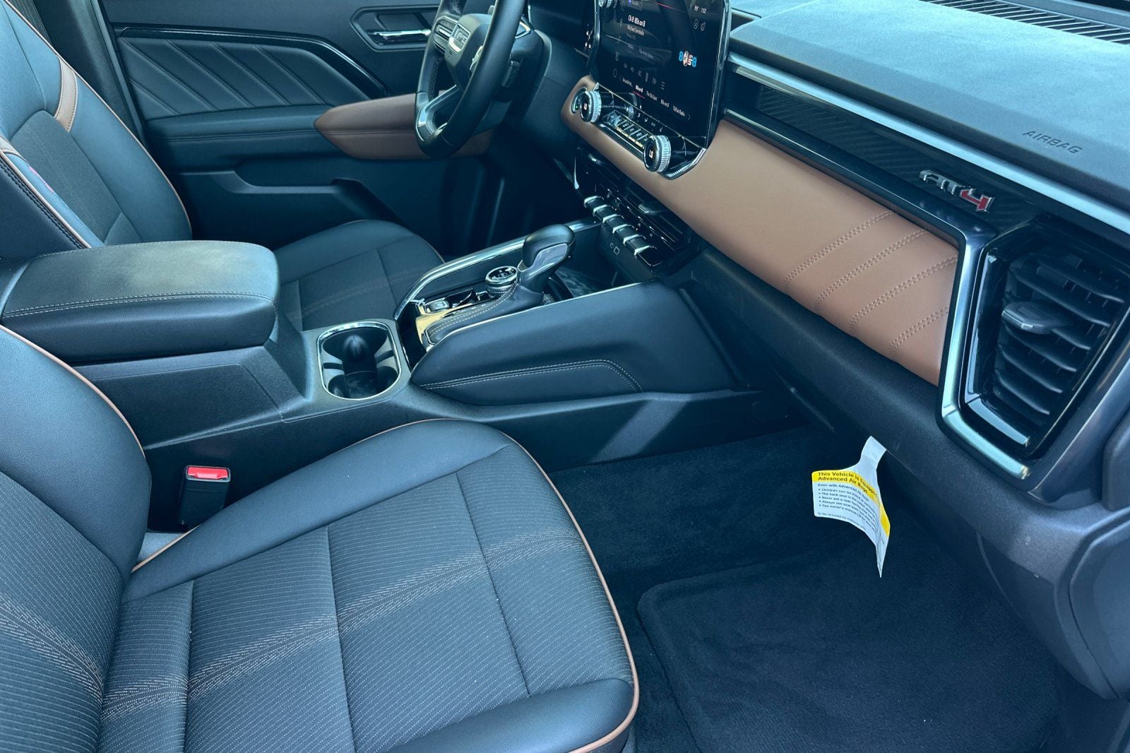 2024 GMC Canyon AT4