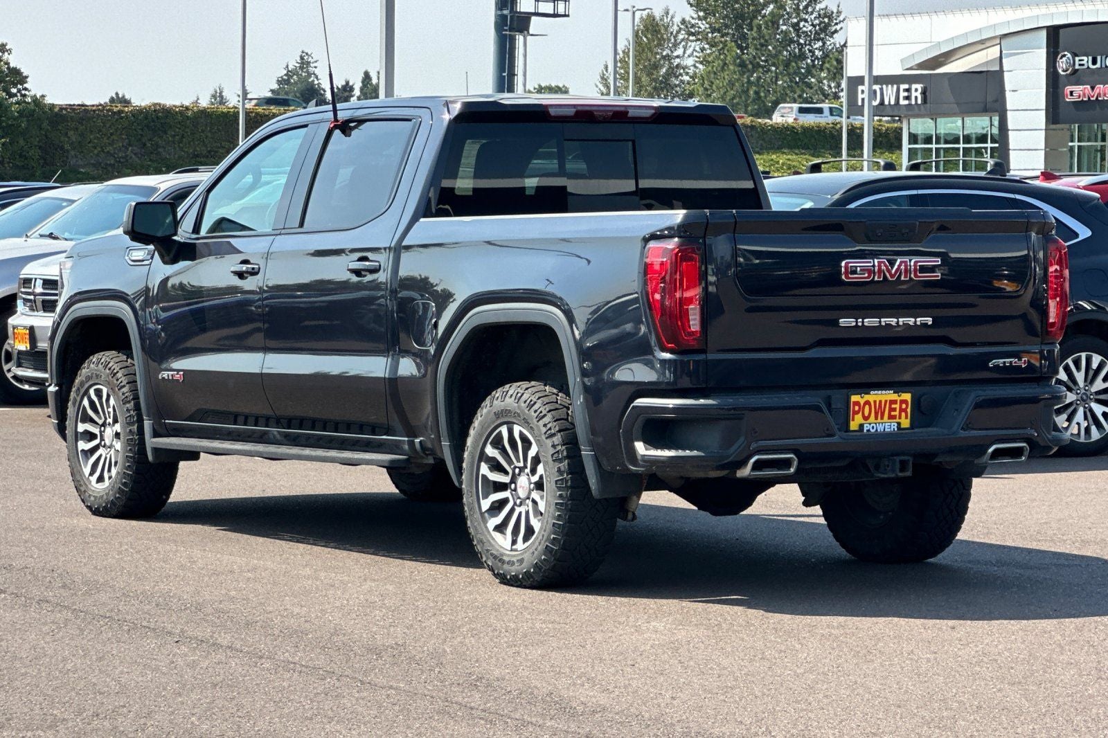 2022 GMC Sierra 1500 AT4