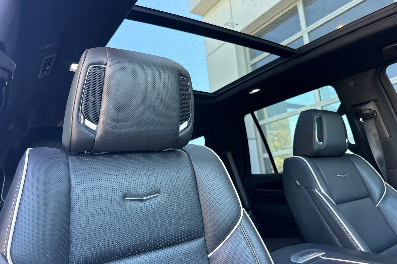 2023 Cadillac Escalade Sport