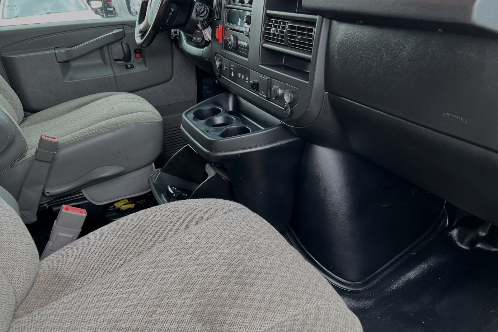 2019 Chevrolet Express 3500 Work Van Cutaway