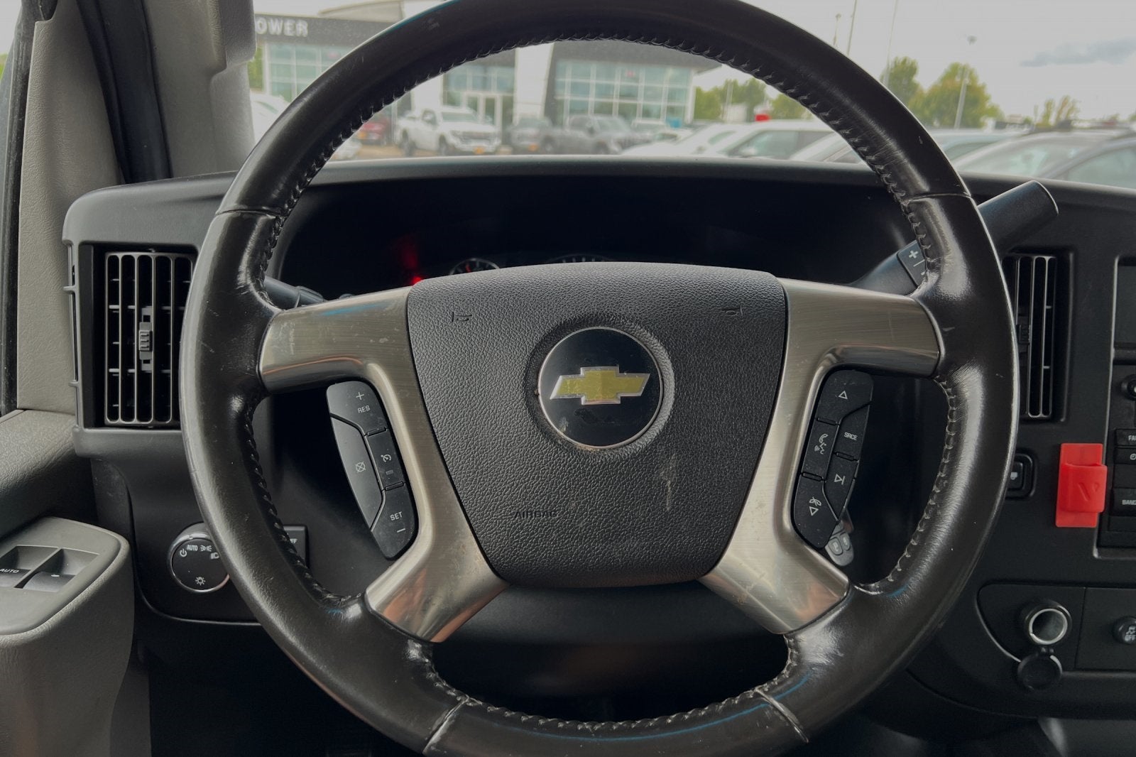 2019 Chevrolet Express 3500 Work Van Cutaway