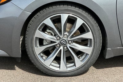 2023 Nissan Maxima Platinum