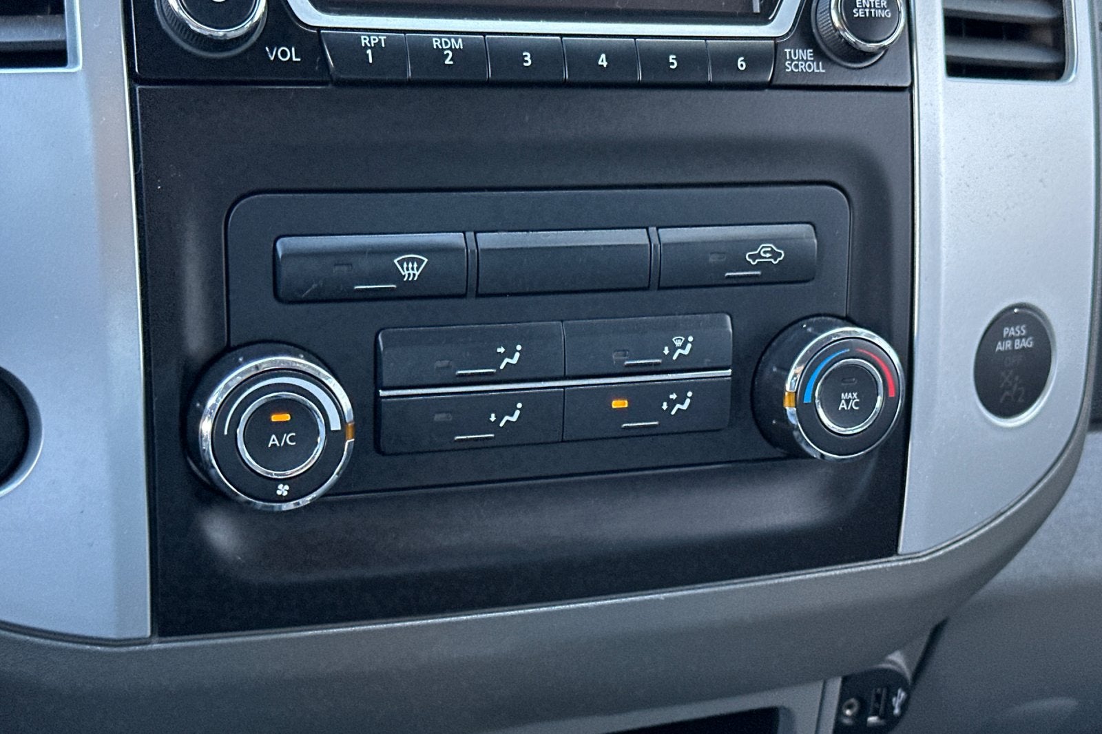 2017 Nissan Frontier SV