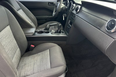 2007 Ford Mustang Base