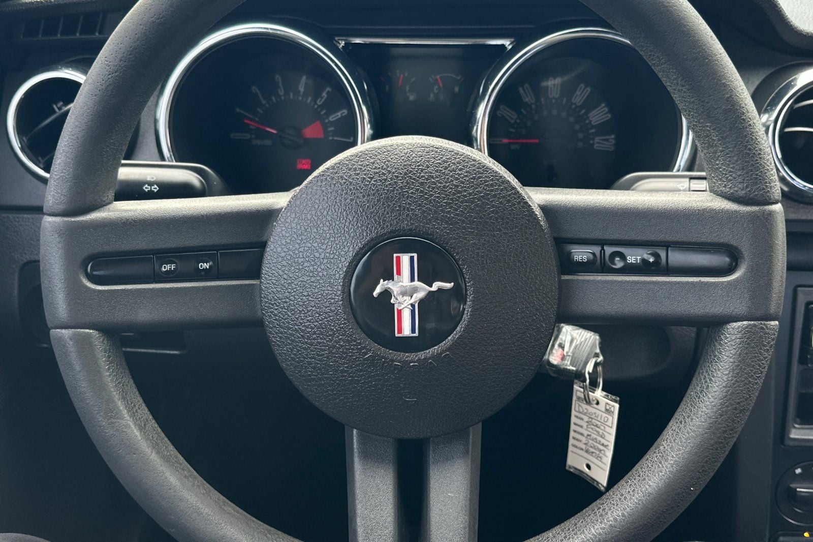 2007 Ford Mustang Base