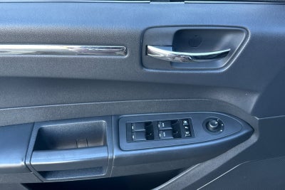 2010 Chrysler 300 Touring