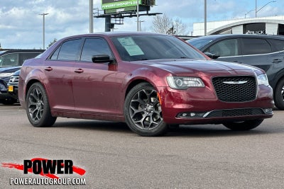 2019 Chrysler 300 Touring