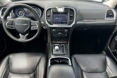 2022 Chrysler 300 Touring