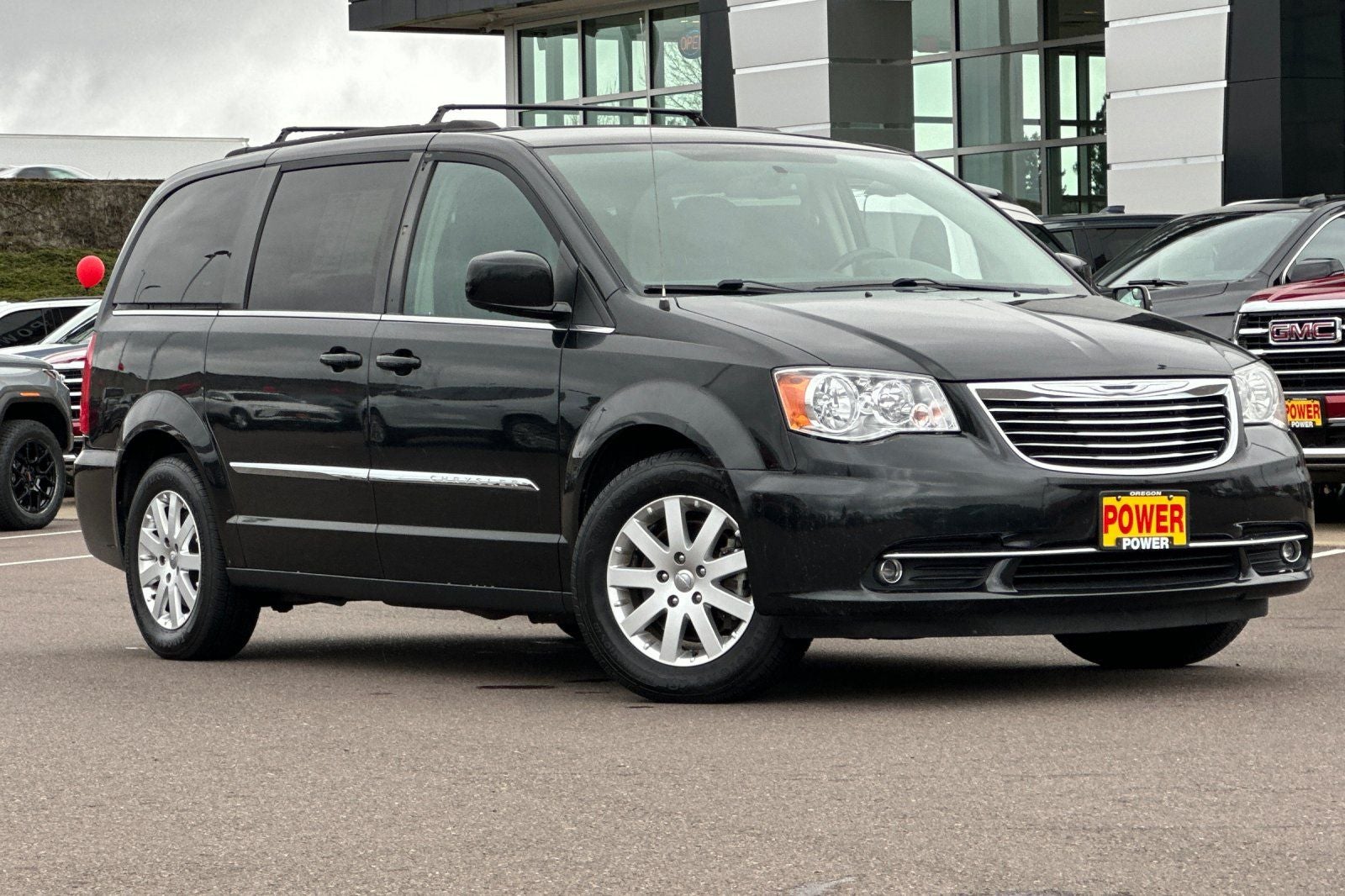 2016 Chrysler Town & Country Touring