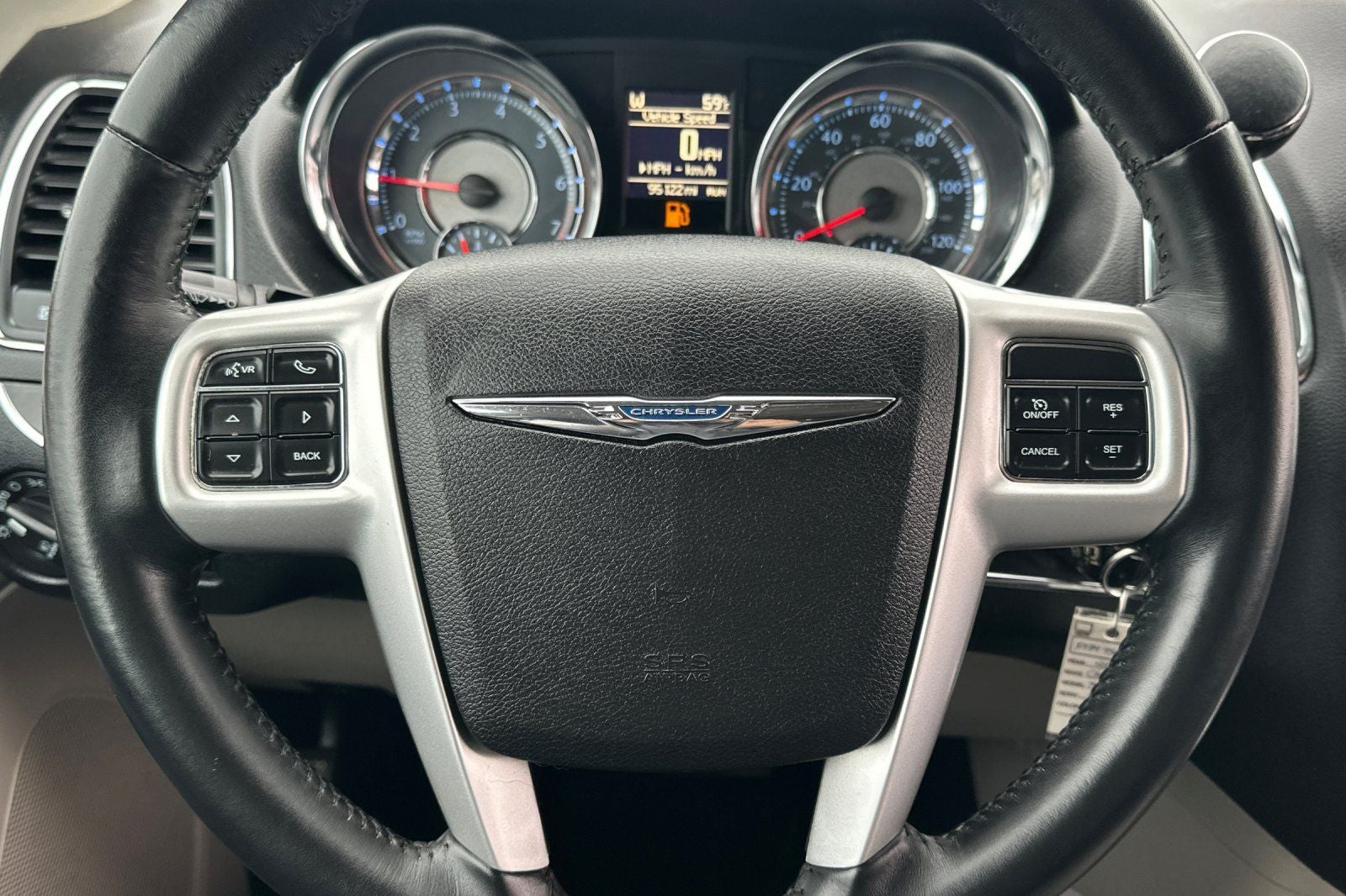 2016 Chrysler Town & Country Touring