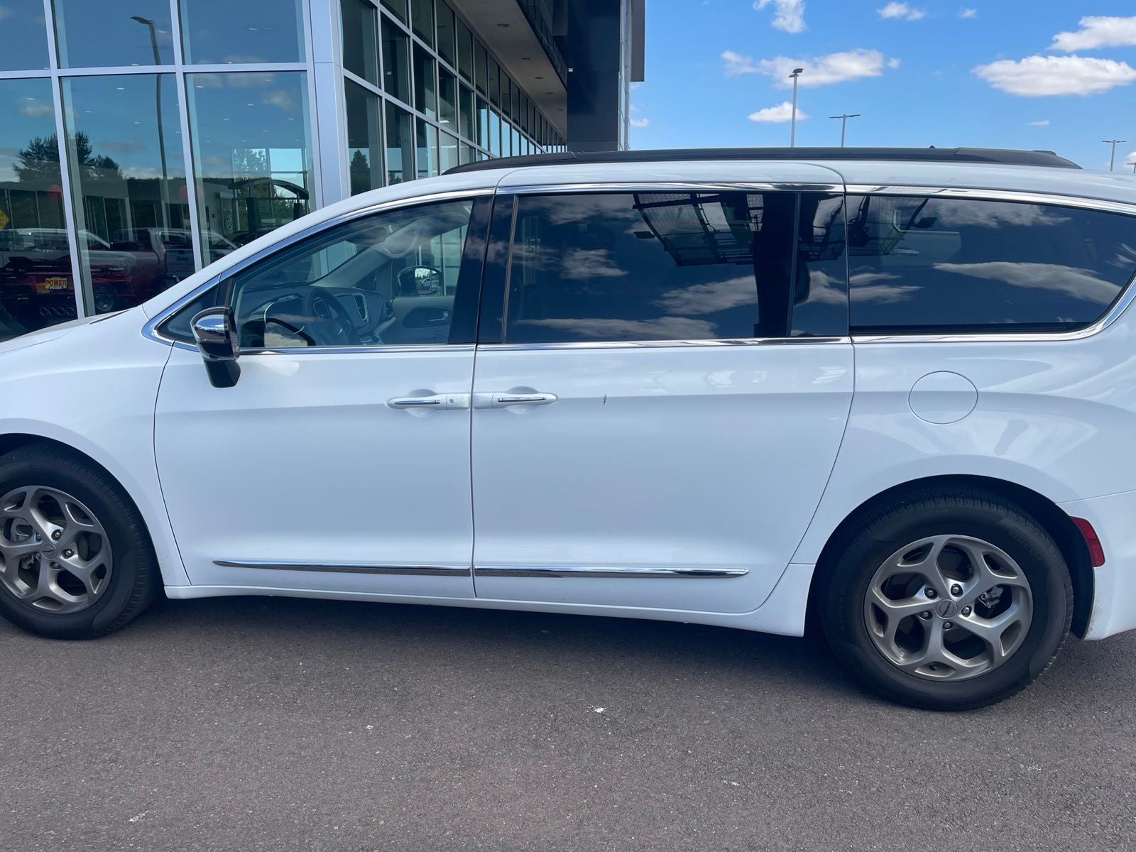 2023 Chrysler Pacifica Limited