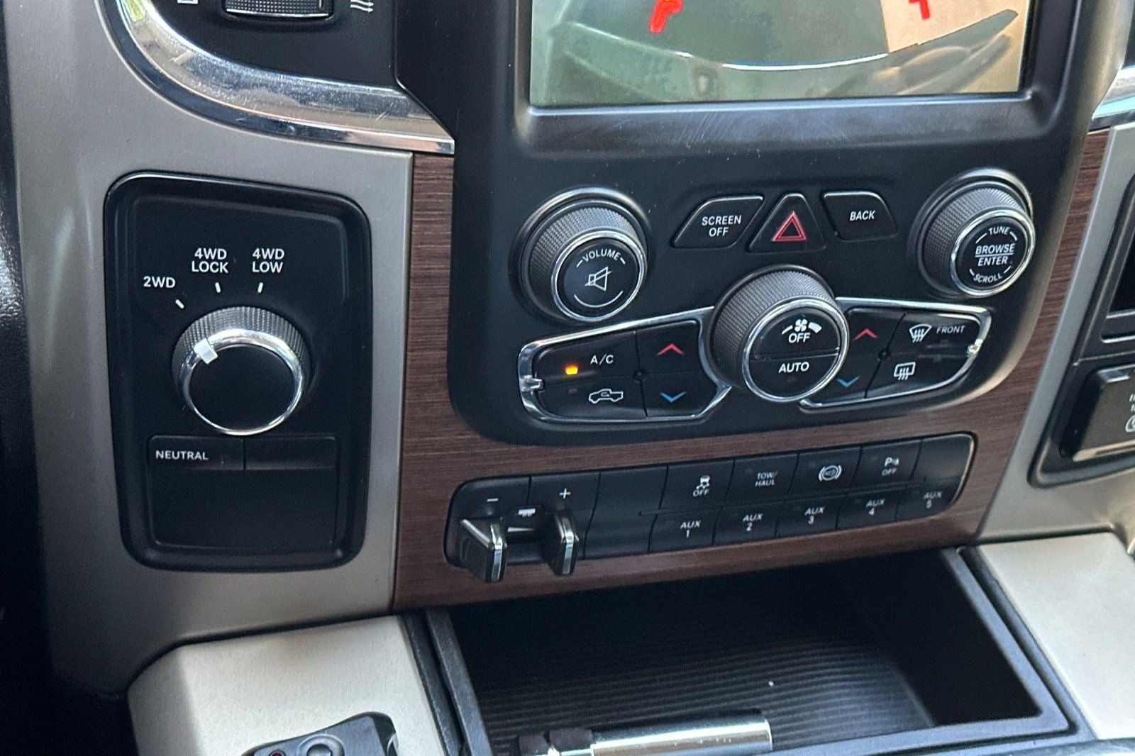 2014 RAM 3500 Laramie