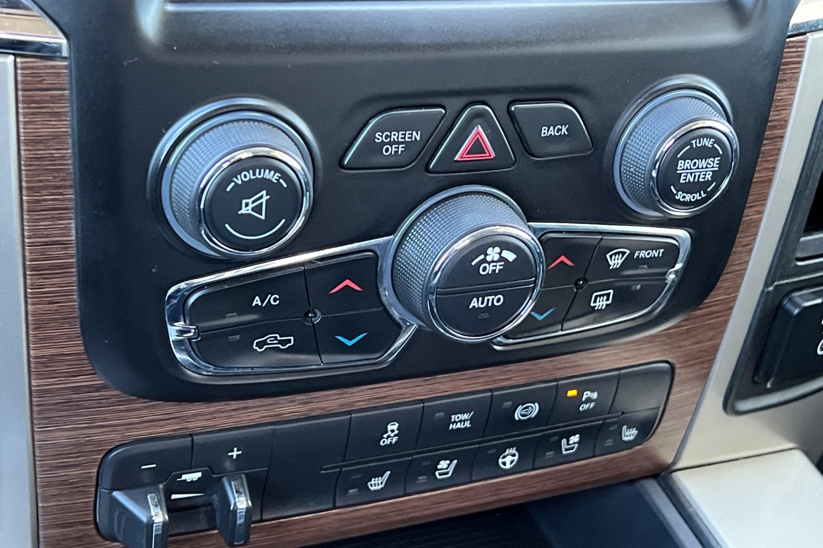 2015 RAM 2500 Laramie