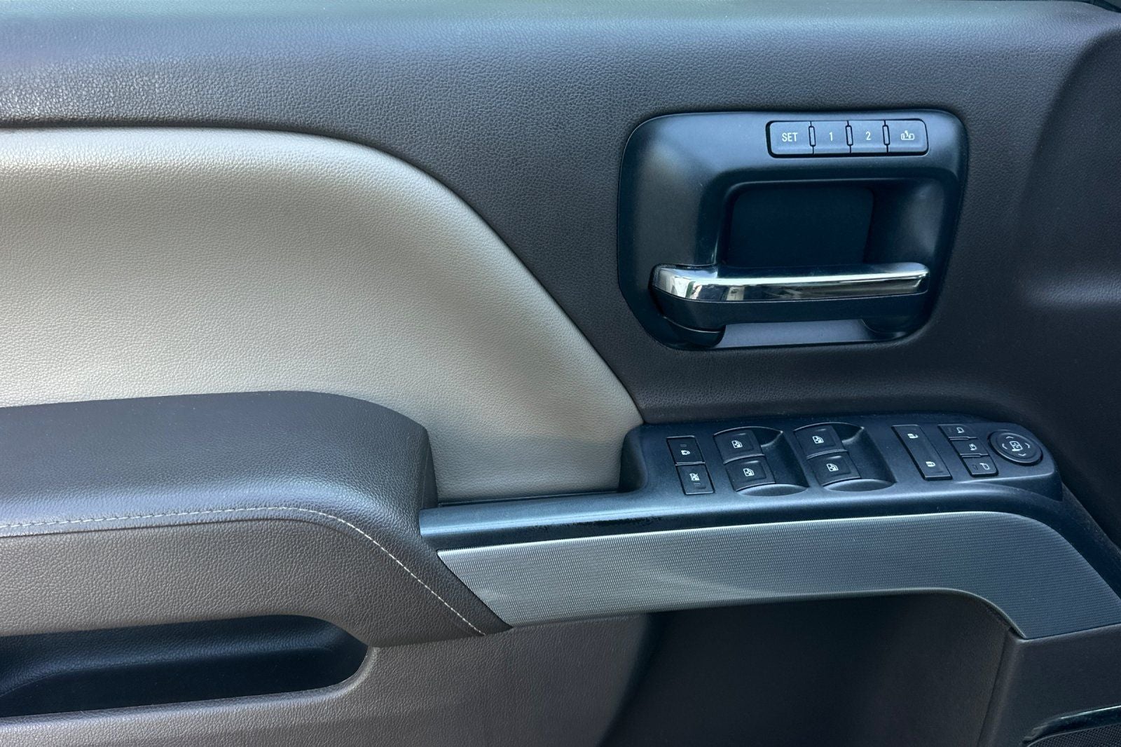 2014 Chevrolet Silverado 1500 LTZ 2LZ