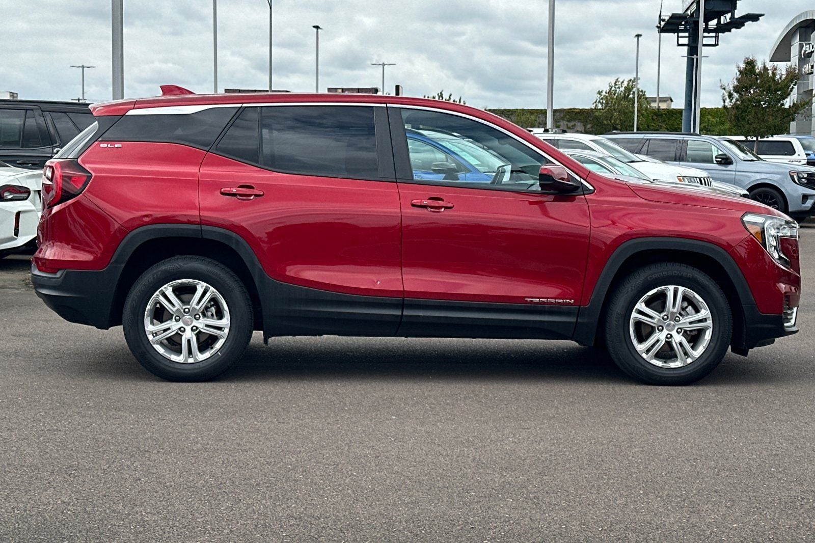 2022 GMC Terrain SLE