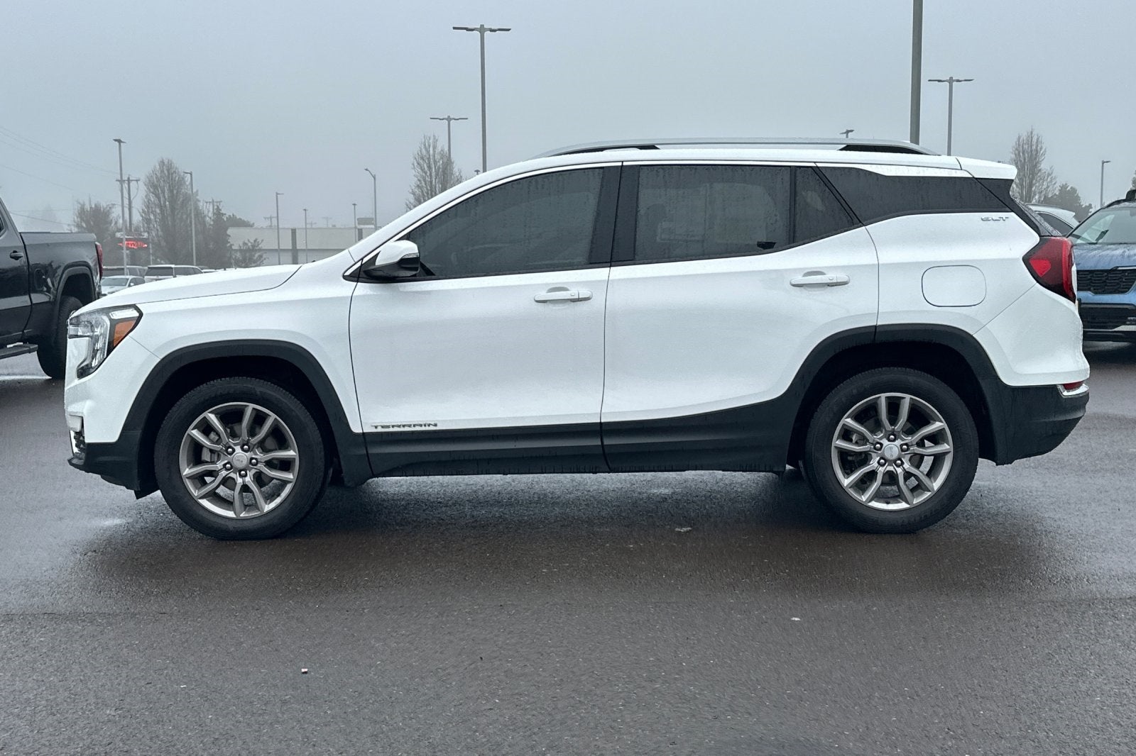 2022 GMC Terrain SLT