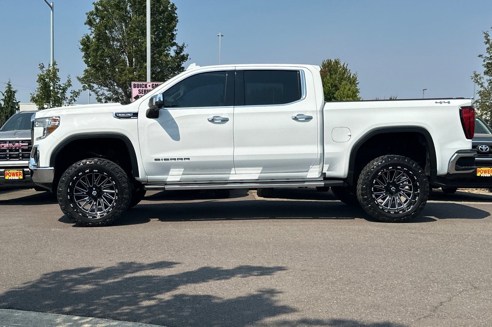 2020 GMC Sierra 1500 SLT