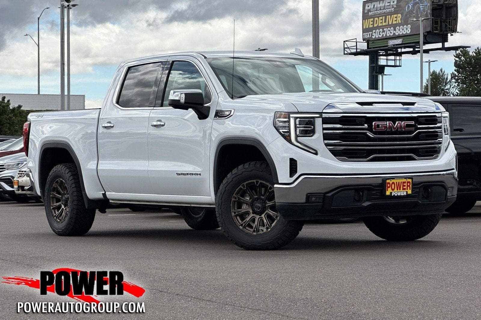 2024 GMC Sierra 1500 SLT