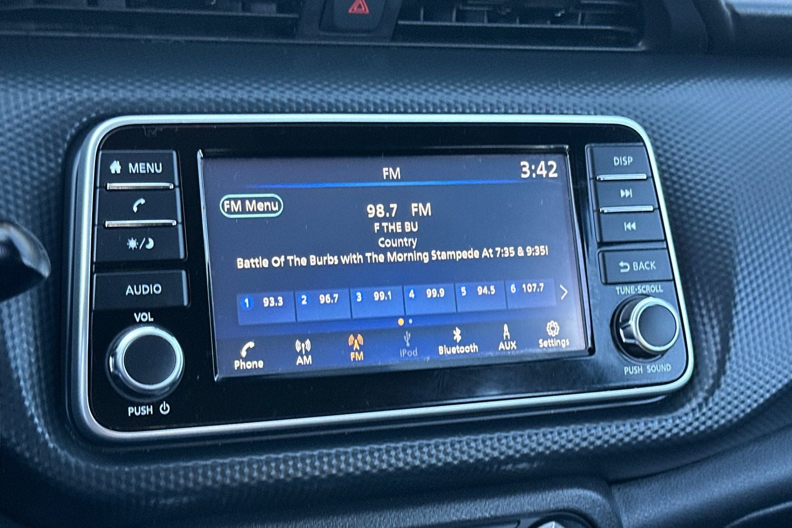 2021 Nissan Kicks S